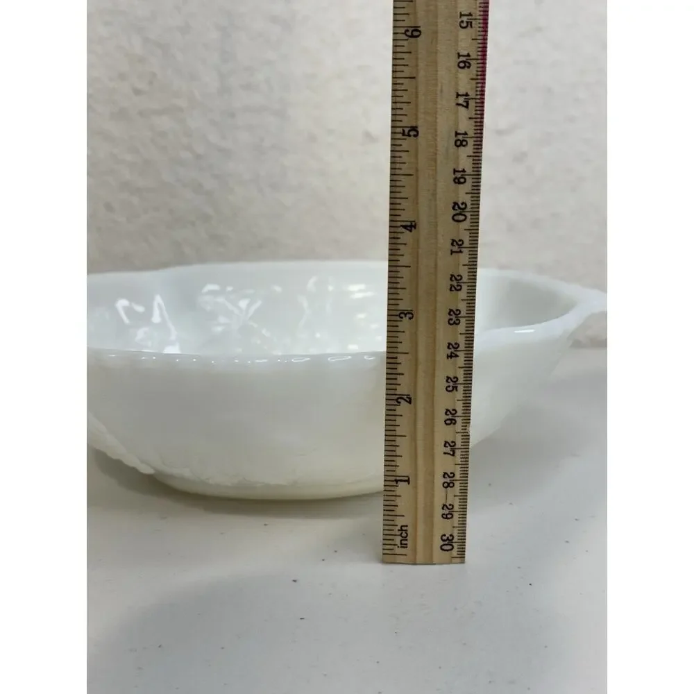Vintage Anchor Hocking White Milk Glass Serving Bowl Grapes Pattern 10